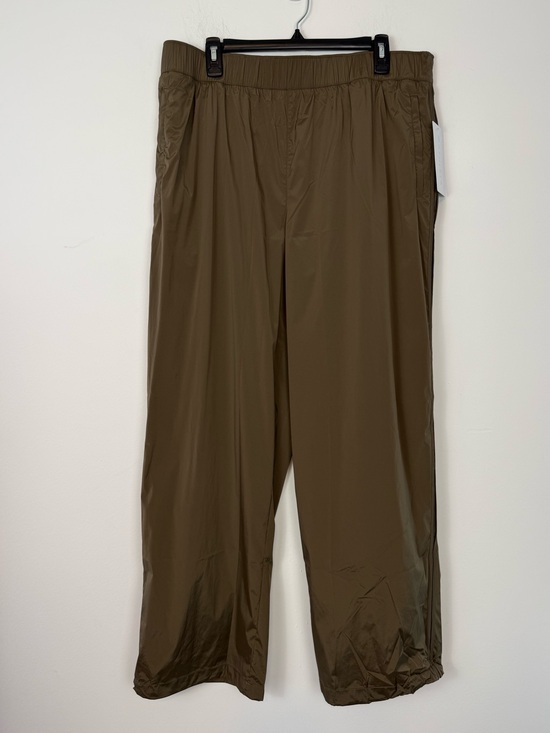 Athleta Pants - Athleta Rise Pant. Brown Nylon Track Travel Streetwear Pants. Size XL. NWT